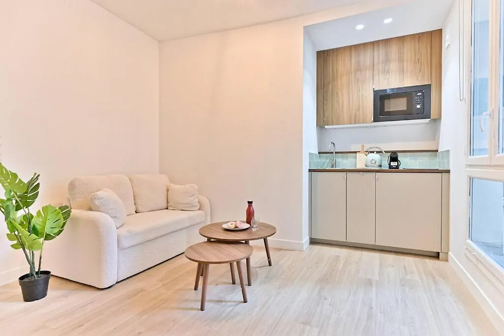 Appartement Au Centre De Paris - Musee Grevin 法国